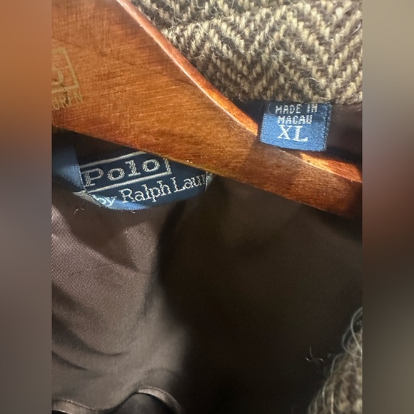 Ralph Lauren Herringbone Sport Coat - Picture 5 of 5